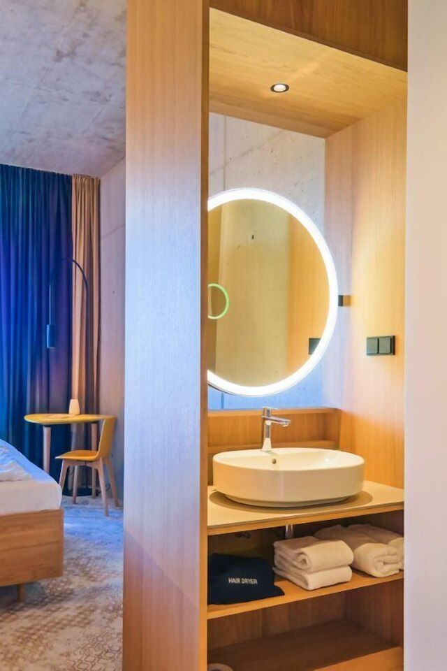 ボルダーバー ホテル リンツ