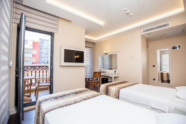 オパティヤホテル