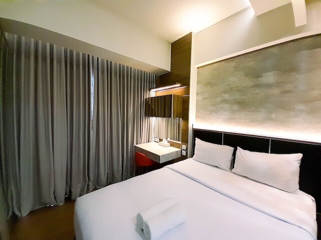 コージー スタジオ ルーム アット ウッタラ ザ アイコン  アパートメント