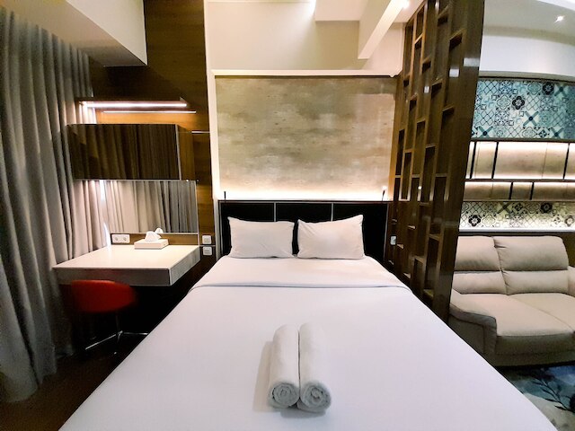 コージー スタジオ ルーム アット ウッタラ ザ アイコン  アパートメント