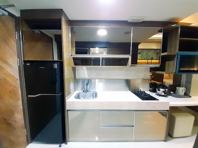 コージー スタジオ ルーム アット ウッタラ ザ アイコン  アパートメント