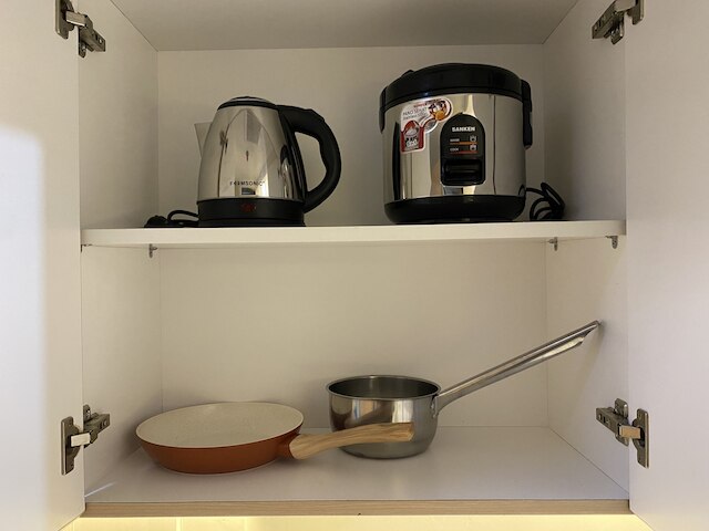 ファンシー アンド ナイス スタジオ アット ザ アルトン  アパートメント