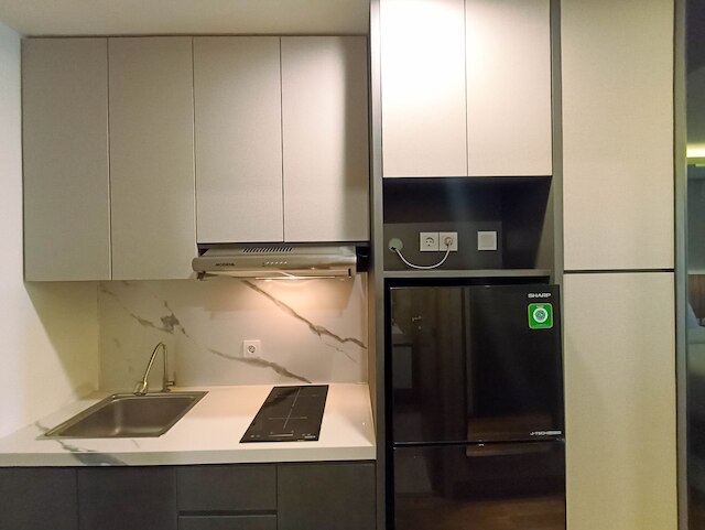 コージー スタジオ ルーム アット マタラム シティ アパートメント