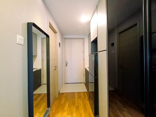 コージー スタジオ ルーム アット マタラム シティ アパートメント