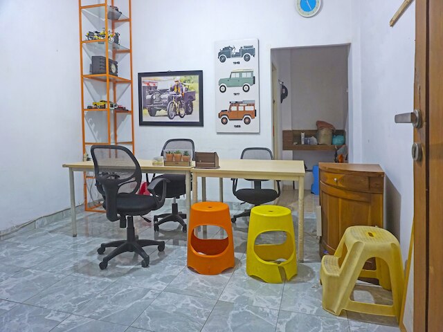 ホテル O アングレック ホームズ マカッサル