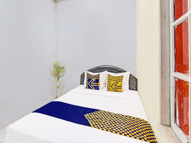 スポット オン 91764 グリヤ アマルタ シャリア