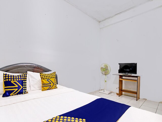 スポット オン 91764 グリヤ アマルタ シャリア