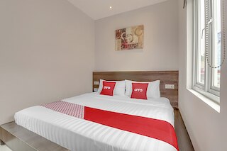 コレクション O チハンペラス ニア チウォーク フォーマリー レジア チハンペラス