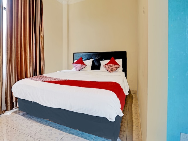 OYO ライフ 91873 ヌグラハ コスト