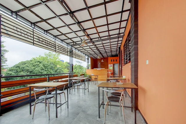 キャピタル O 90151 ゲストハウス 180