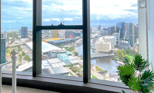 クラウンフロント