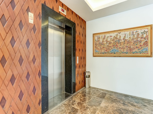 コレクション O レギャン ニア パンタイ クタ フォーマリー プレミアム レギャン