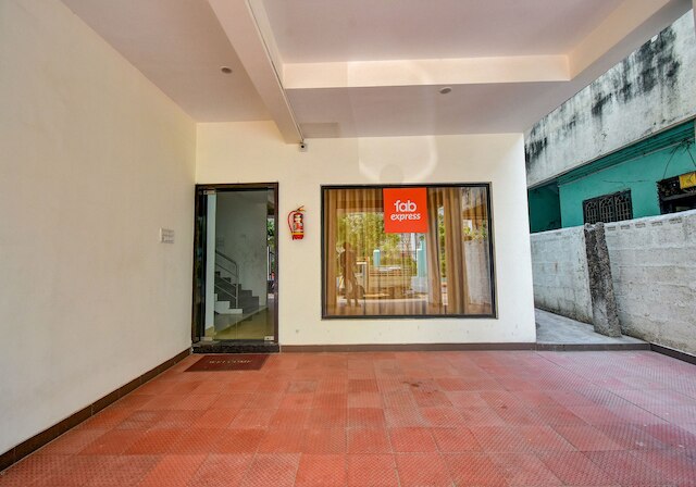 ファブエクスプレス P.A.S レジデンシー