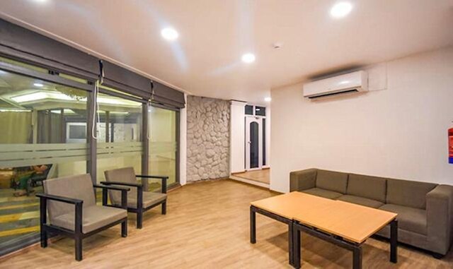 ファブホテル ヒーラ ホリデイ イン