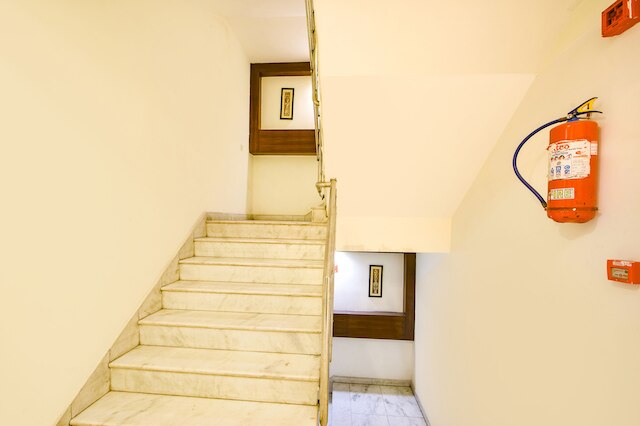 ファブホテル ババ レジデンシー