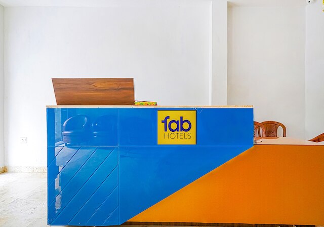 ファブホテル エロス 211