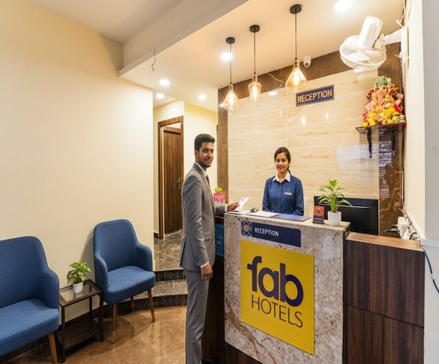 ファブホテル カーニバル