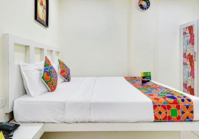 ファブホテル カラーズ サービス アパートメント