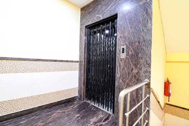 ファブホテル ソルトレイク 宮殿ホテル