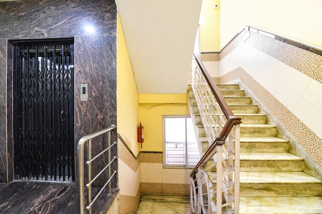 ファブホテル ソルトレイク 宮殿ホテル