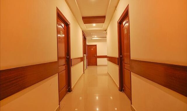 ファブホテル ザ BTM 宮殿ホテル