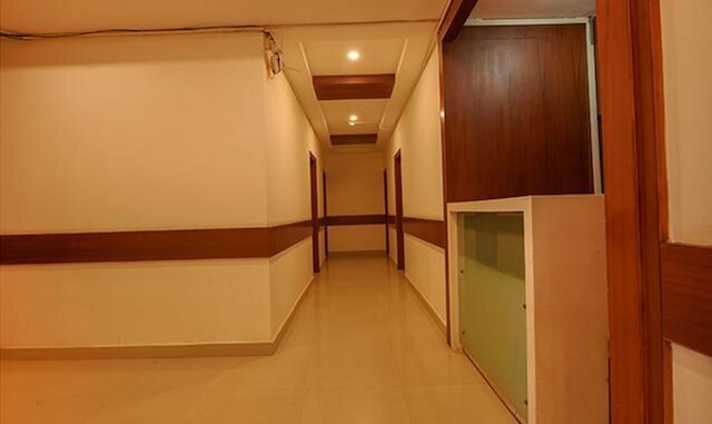 ファブホテル ザ BTM 宮殿ホテル