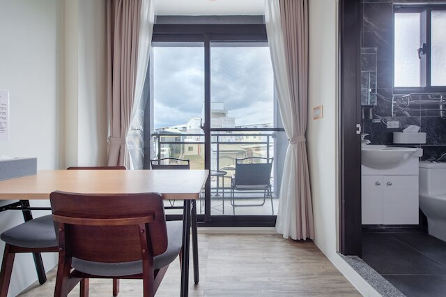 Dragonfly Travel Photography