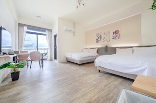 Dragonfly Travel Photography