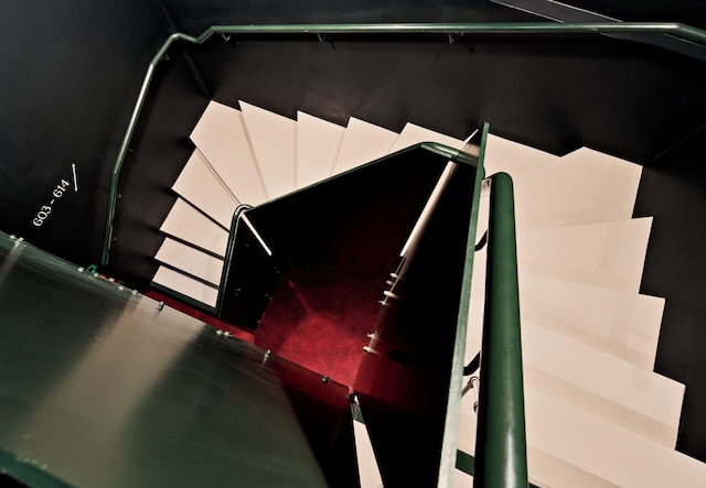 アーバナウツ・スタジオズ・フィルグレーダー