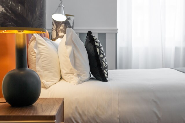 DH ルームズ スピーガ