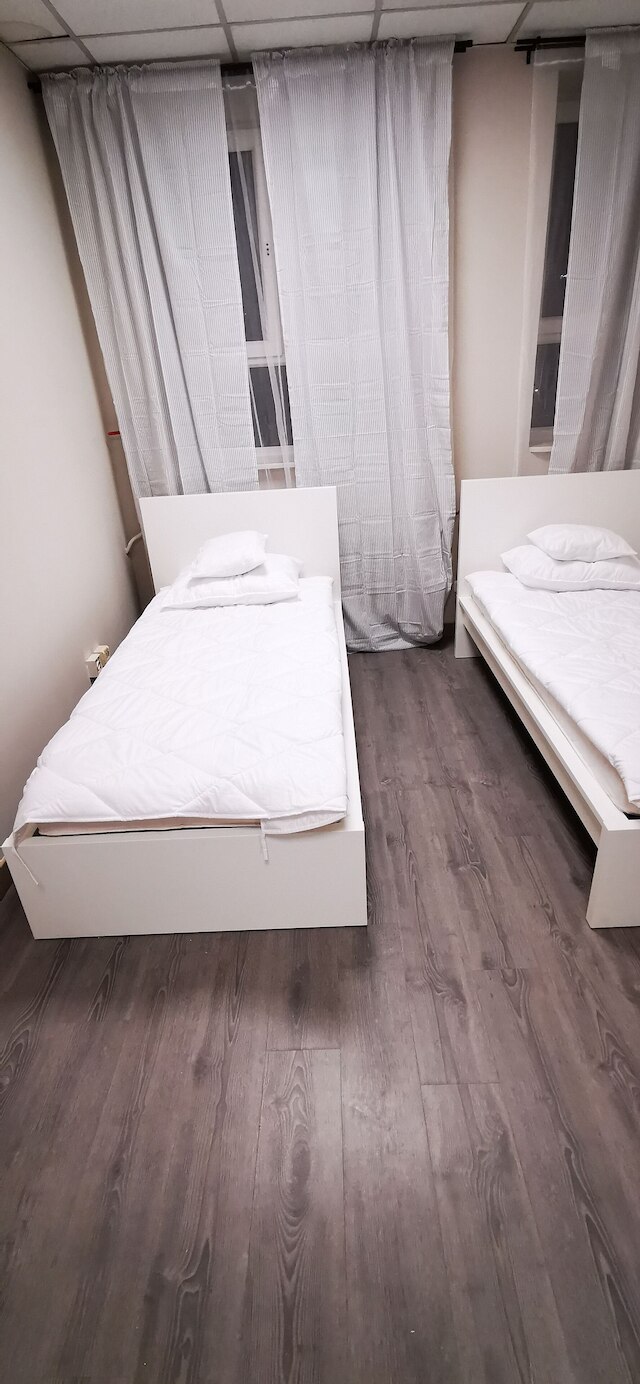 ホステル ワルシャワ ポウスタニエツ