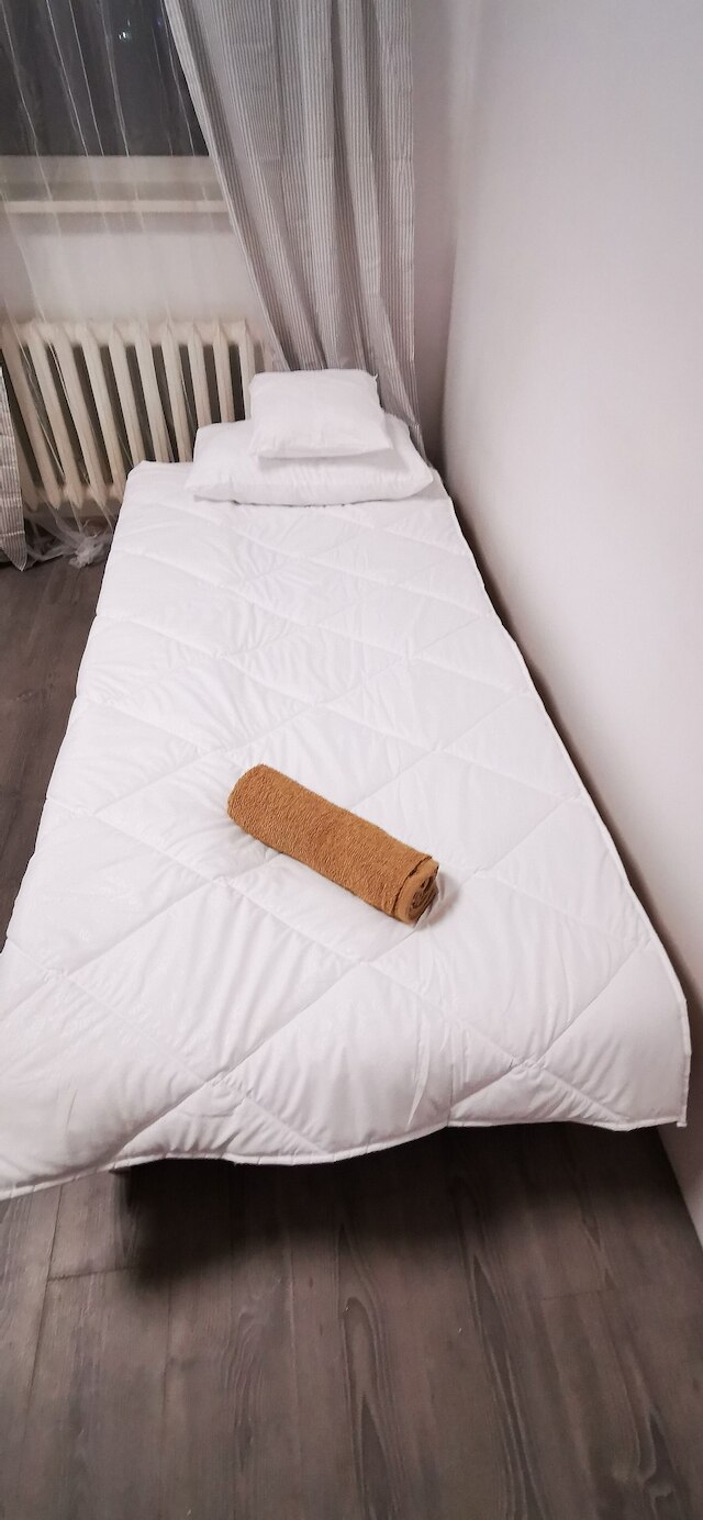 ホステル ワルシャワ ポウスタニエツ