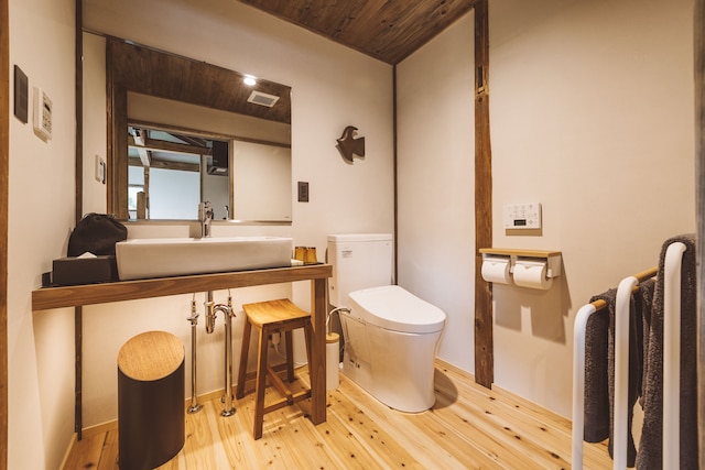 NIPPONIA 小菅 源流の村 崖の家