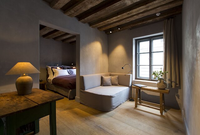 タウンハウス ヴァイセス クロイツ