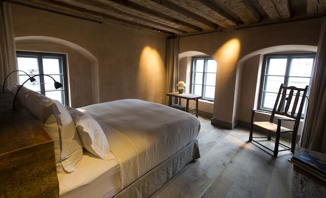 タウンハウス ヴァイセス クロイツ