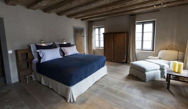 タウンハウス ヴァイセス クロイツ