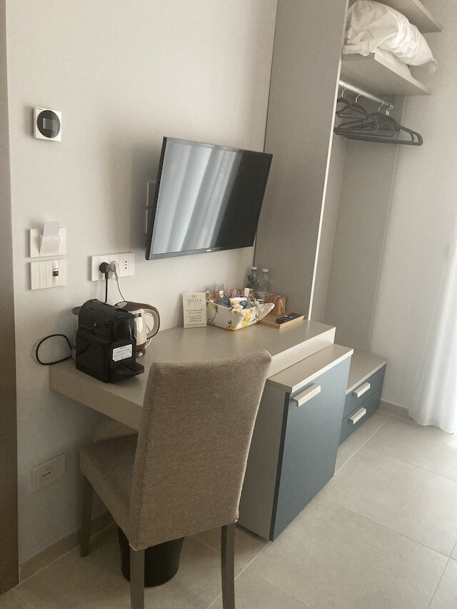 ディヴィナホリデー