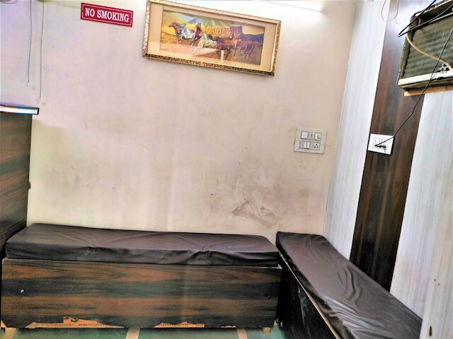 ホテルスターライト ニザームディン駅近く