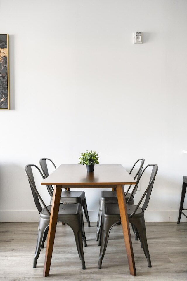 ラグジュアリー 1 ベッドルー 30 ミンズ トゥ マンハッタン エボニフィ