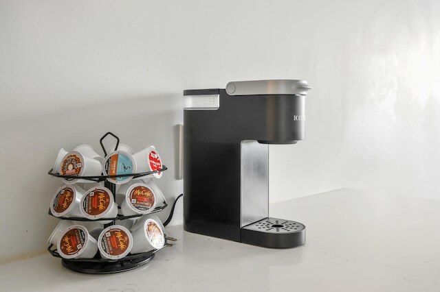 ラグジュアリー ベッドルー 30 ミンズ トゥ マンハッタン エボニフィ