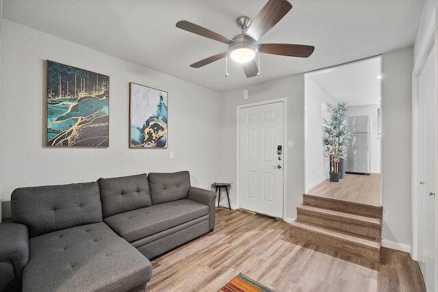 スタイリッシュ スタジオ ジルカー エボニフィ