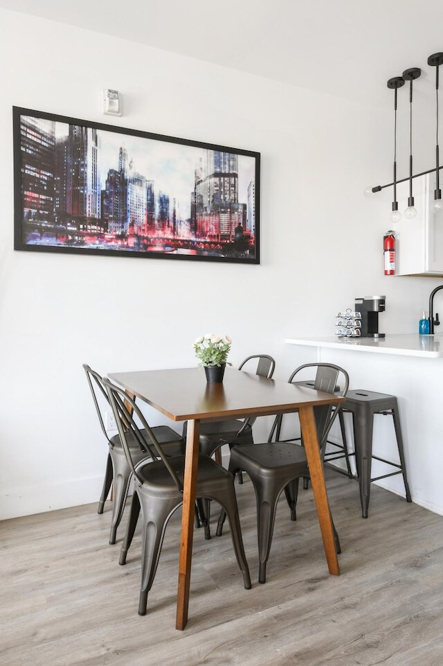 ラグジュアリー スタジオ 30 ミンズ トゥ マンハッタン エボニフィ