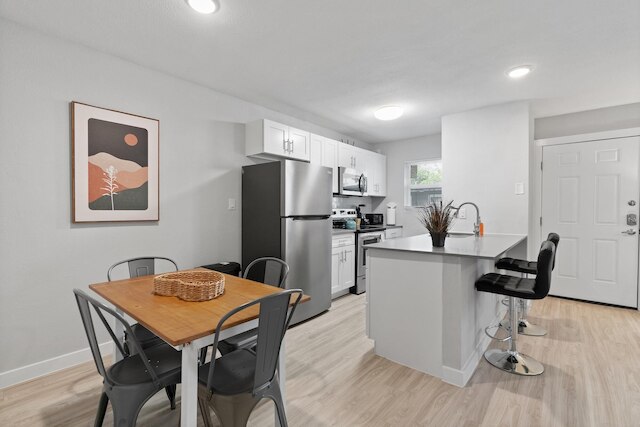 モダン 1 ベッドルーム ニア ユT ハイド パーク エボニフィ