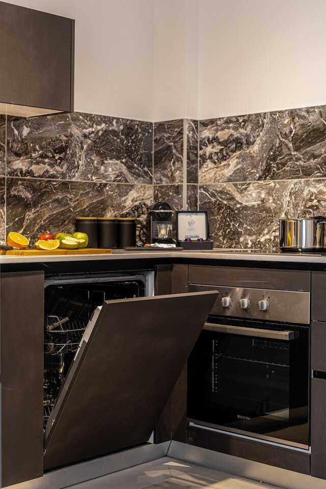 マチネ イェフダ、エクスクルーシブ コレクション バイ HOMY