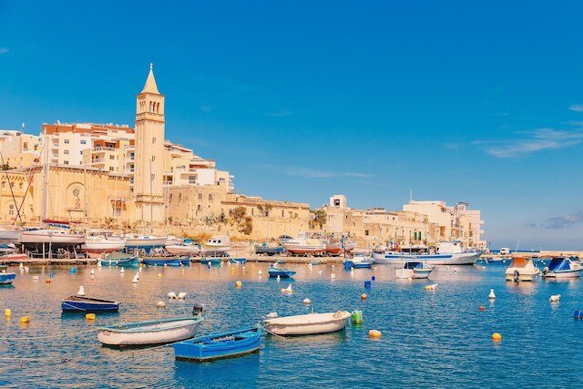 エクセプショナル・サンリット・アパート マルサスカラ ベイ