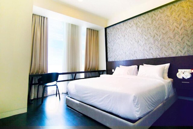 トロピカーナ・ザ・レジデンシズ KLCC バイ VP