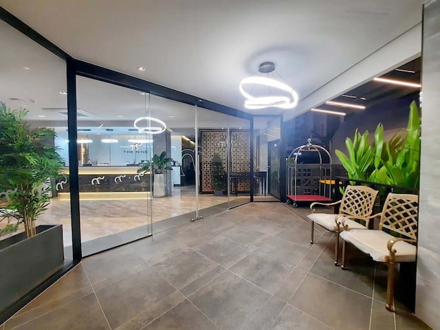 9 レジデンス ホテル