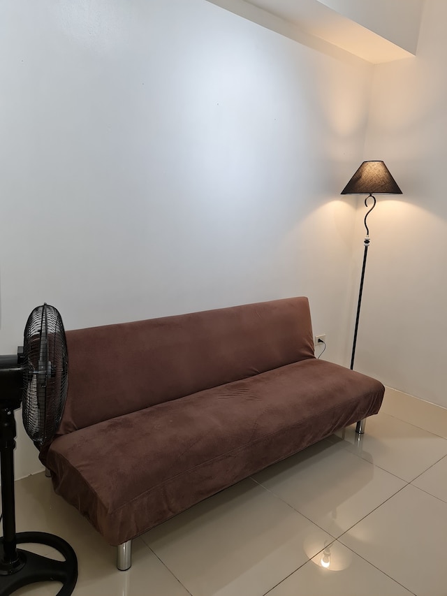 シーレジデンス - コンド R Us