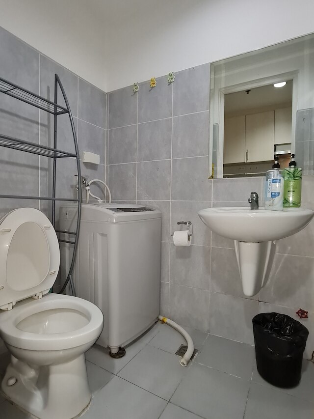 シーレジデンス - コンド R Us