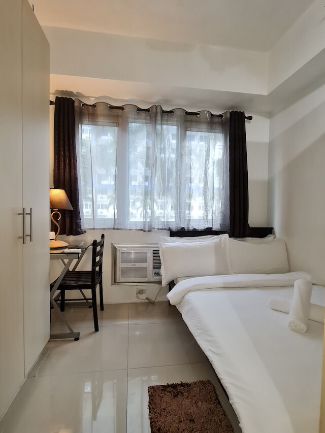 シーレジデンス - コンド R Us